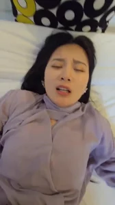 清晨和骚女友白艳来一场酣畅淋漓的晨炮