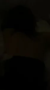 固炮，身材姣好，大胸肥臀，后入欲罢不能